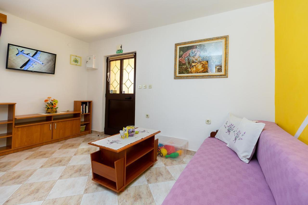Apartments Alice Green Oasis - ポレッチ エクステリア 写真